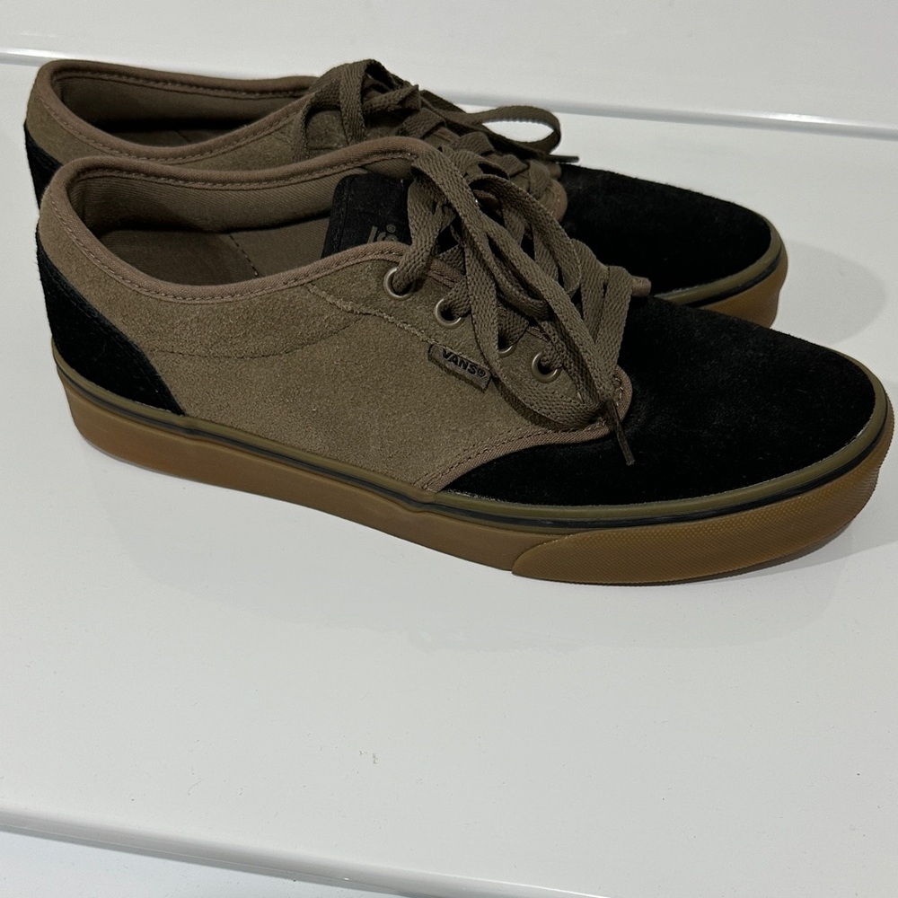 Vans Men's Black and Tan Sneakers
